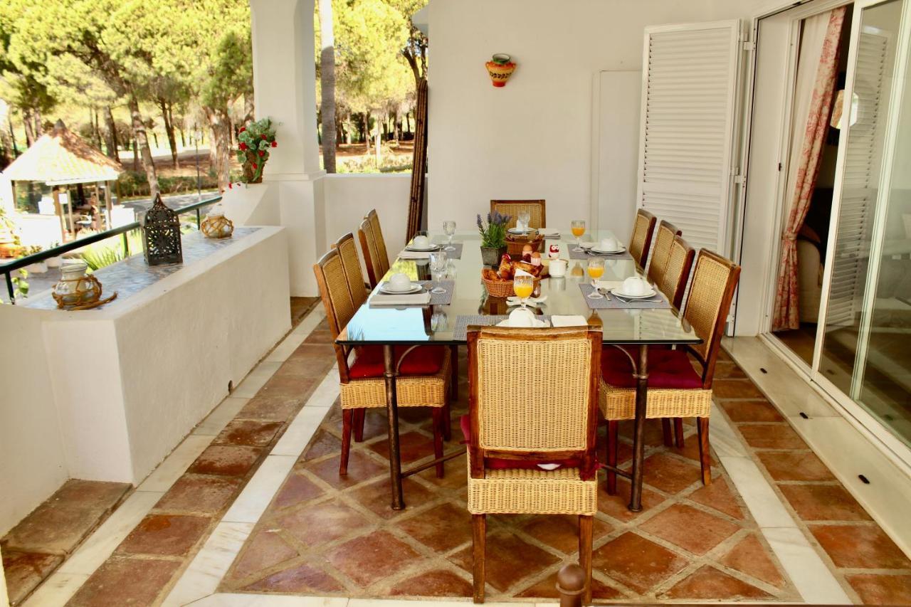 Apartment In El Presidente Beach Side New Golden Mile Estepona Kültér fotó
