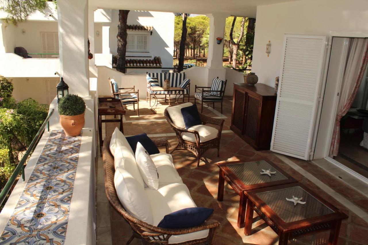 Apartment In El Presidente Beach Side New Golden Mile Estepona Kültér fotó